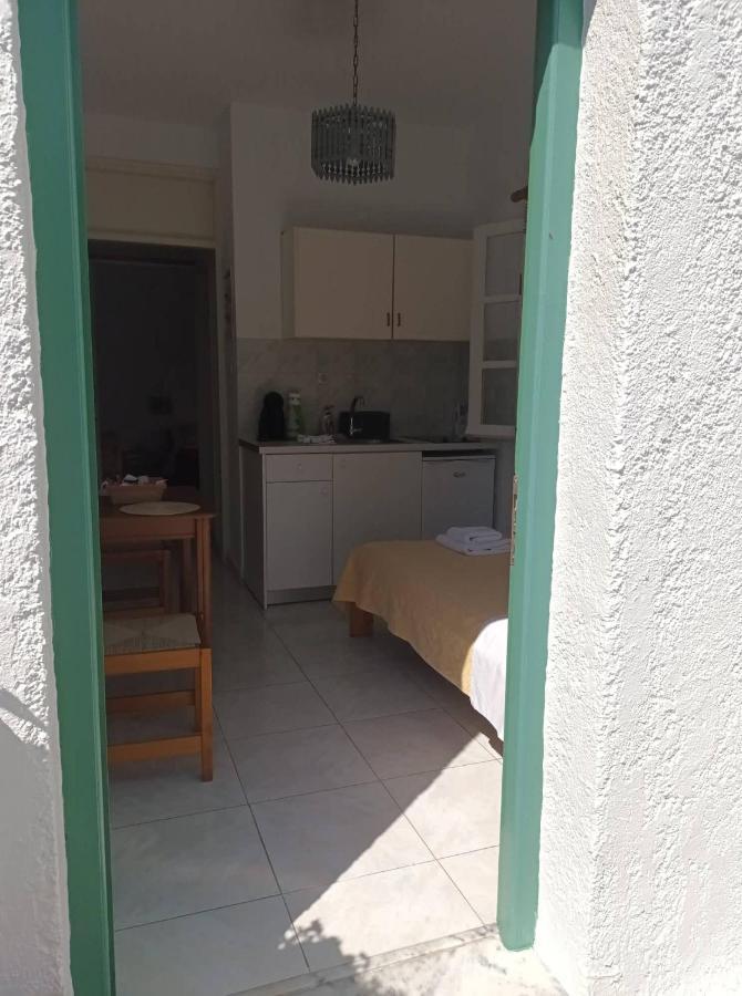 Dioni Lux Inn 2 Pachaina Exterior photo